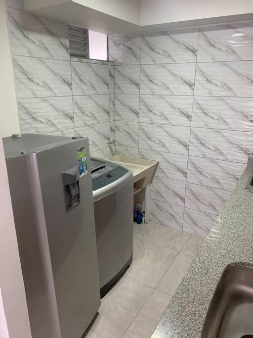 Cerca Al Parque El Cafe Apartamento Montenegro